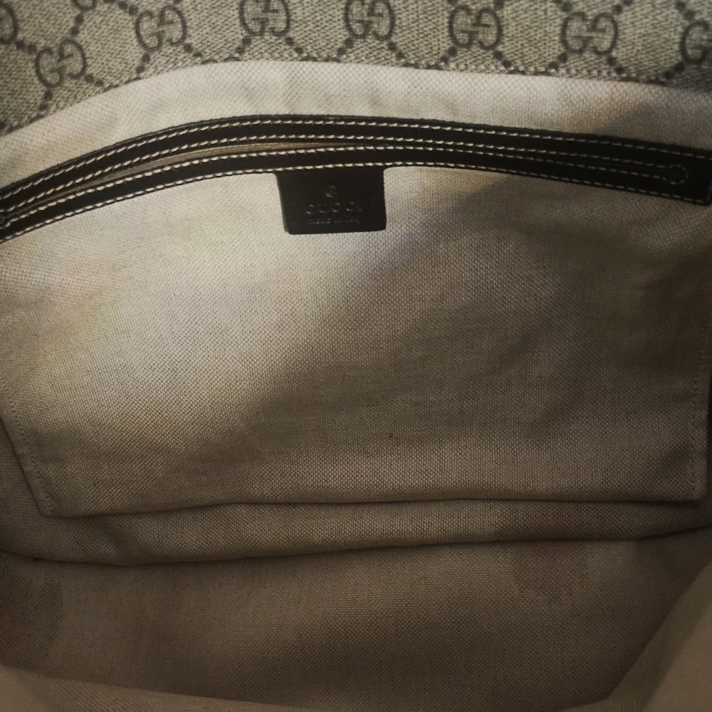 GUCCI "GG" Messager Project Bag.. ISO SOME TLC!! - Picture 6 of 11
